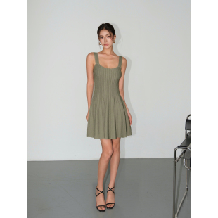 吊带针织连衣裙女短款 现货7折 夏收腰显瘦a字短裙子 NEVA