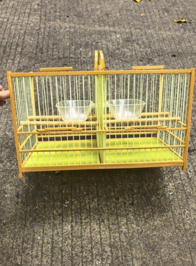 塑钢丝绣眼洗澡双格笼立柱黄色的是竹.笼子长34.6宽17.6高20.9