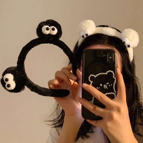 可爱毛绒煤球小眼睛怪发