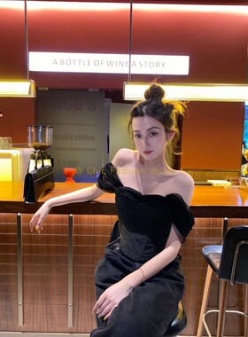 LOOSINGWHITE五折款446 不退换 网纱拼接修身细带上衣