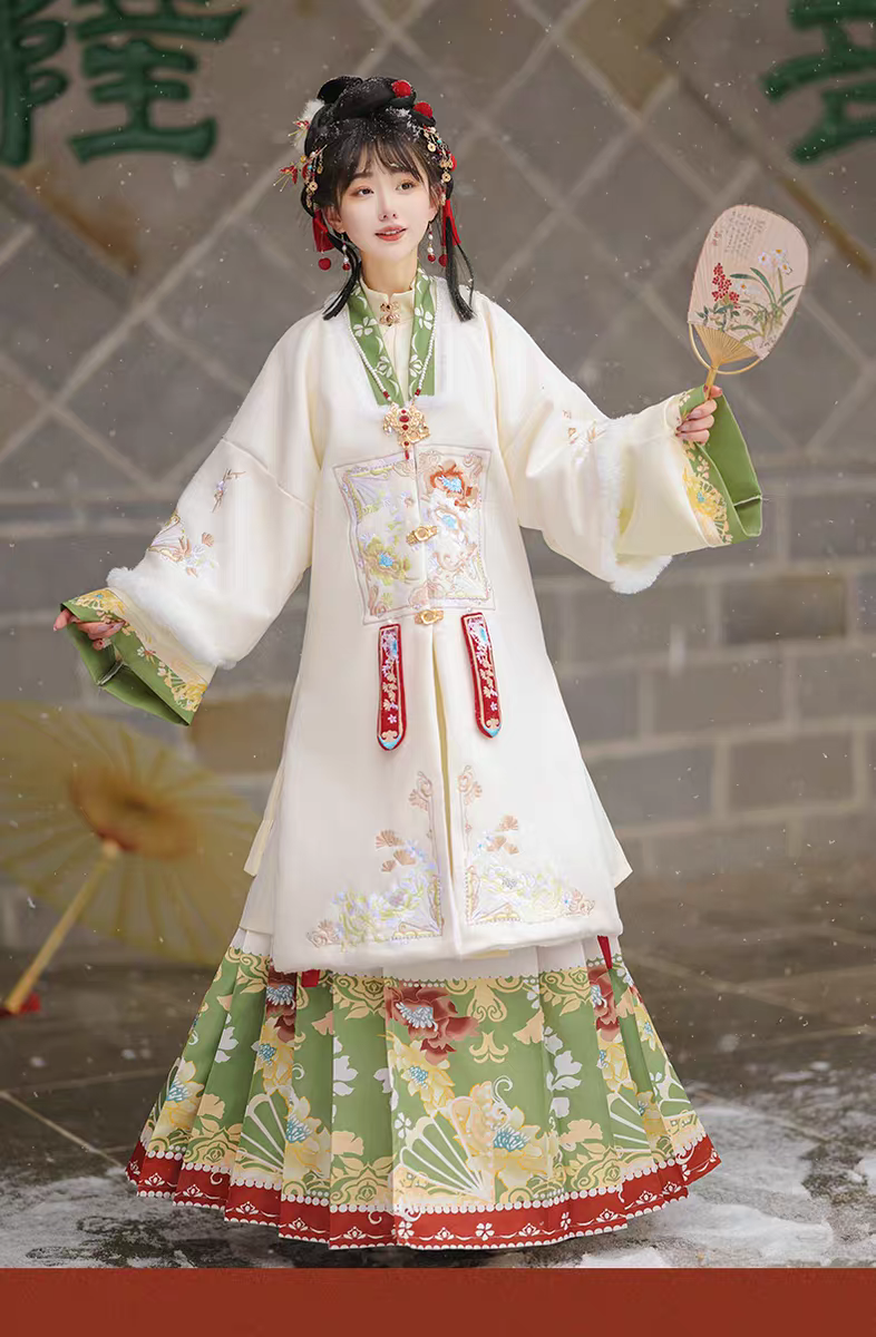 福气临门2025新款女清欢套装清新马面裙刺绣