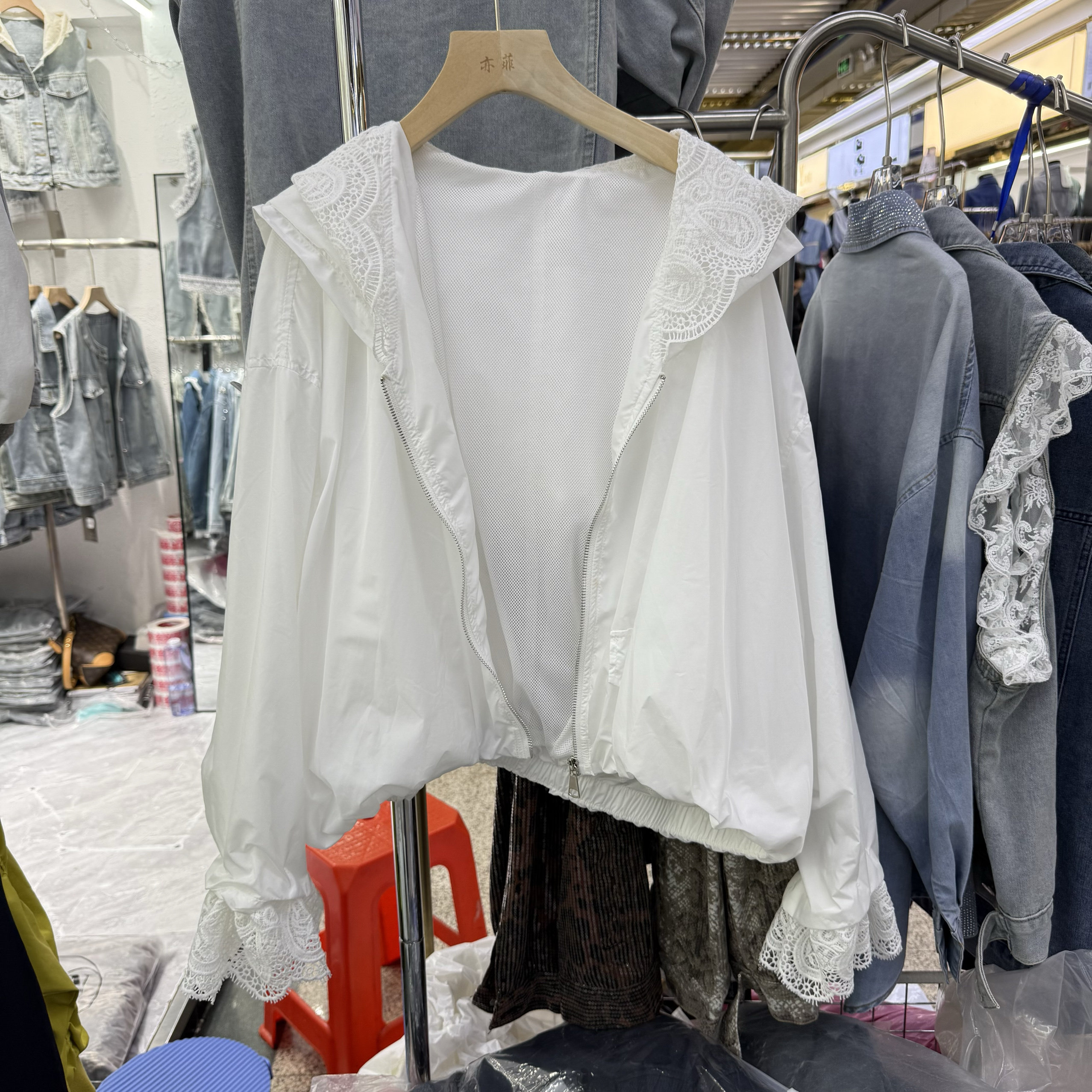 欧洲站2025春季新款双层连帽拉链蕾丝泡泡袖休闲外套女欧货防晒衣