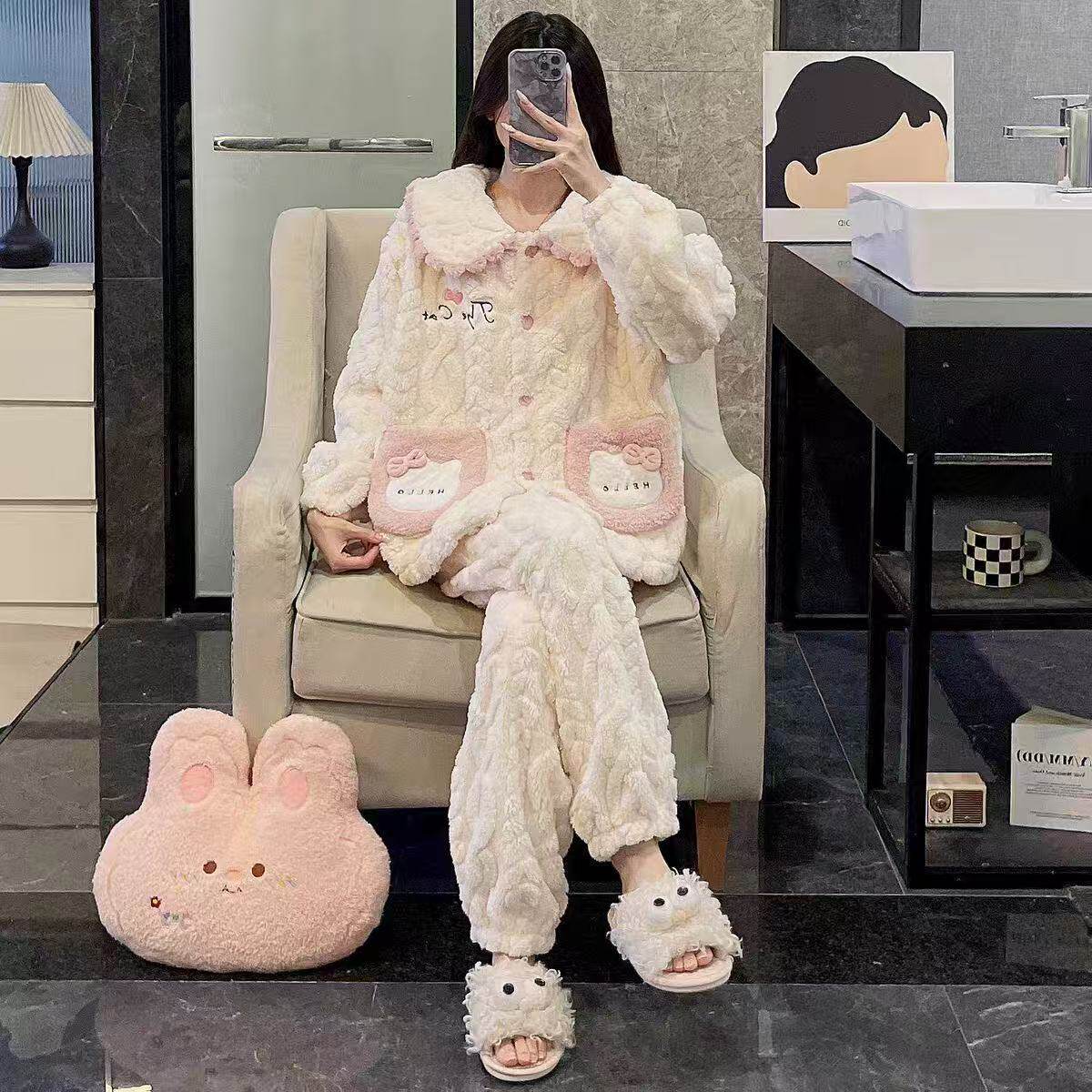 冬季提花绒可爱少女甜美珊瑚绒睡衣女冬季加厚家居服套装可外穿