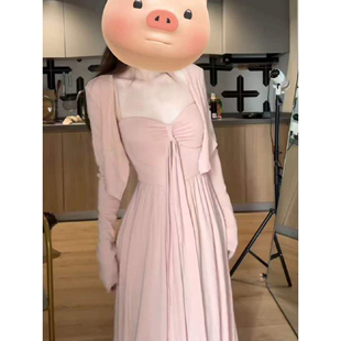 2026新款法式纯欲风粉色吊带连衣裙子女早秋季开衫穿搭配长裙套装