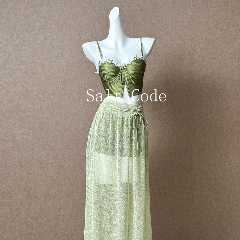 2025新款比基尼度假风纯欲高级显瘦遮肉绝美海岛温泉分体裙式泳衣