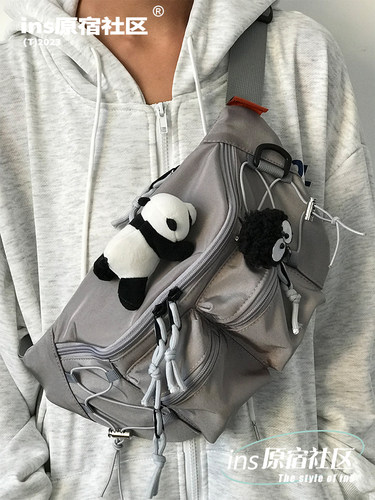 2023新款潮ins工装机能风胸包