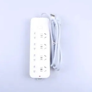 公牛B5系列 带儿童保护门新国标插座排插/8位 总控1.8米 GN-B5440