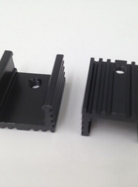 15*10*17黑色三极管7805散热片6063铝型材散热块TO-220标准散热器