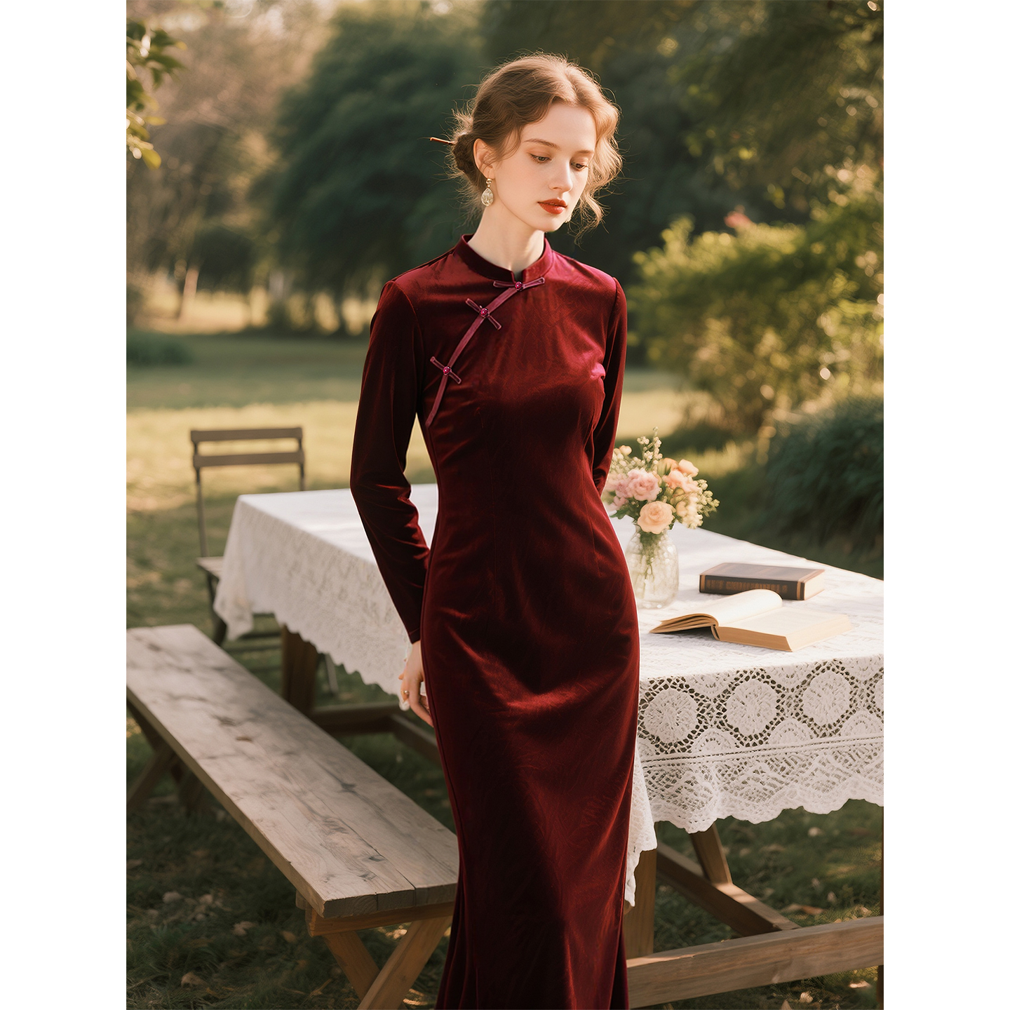 酒红色丝绒连衣裙女2025年秋冬