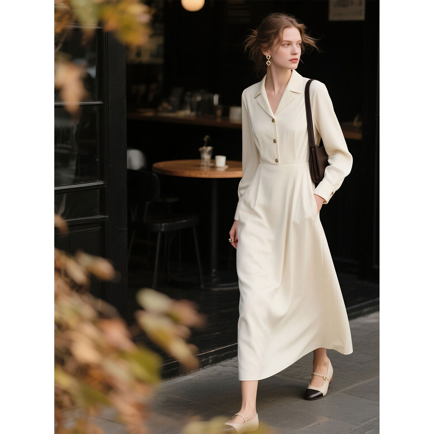 白色长袖连衣裙女秋季正式场合