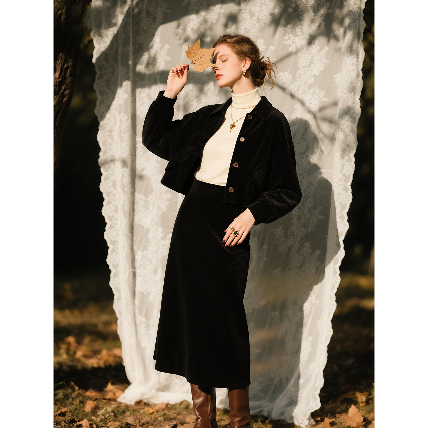 黑色灯芯绒套装女2025年秋