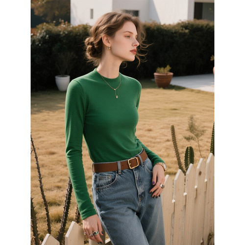 绿色德绒半高领打底衫女2025年