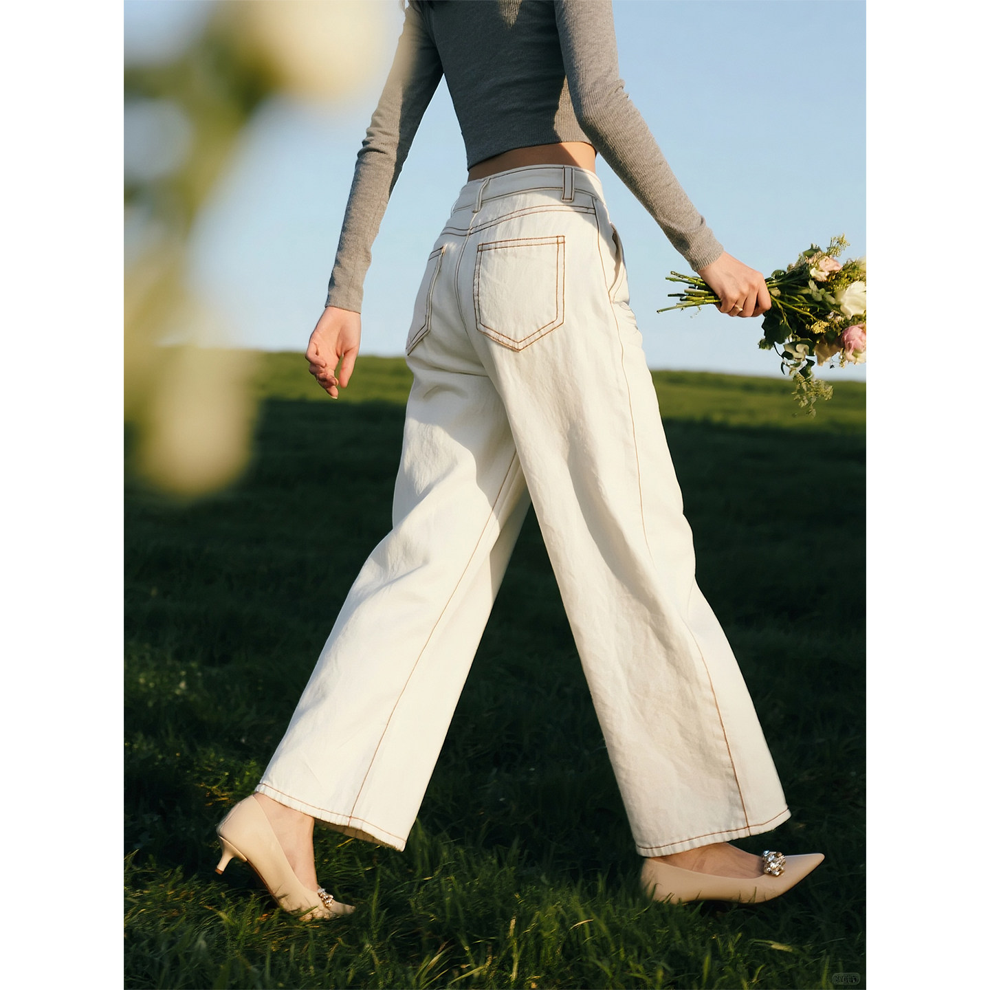 白色通勤风高腰阔腿裤女2026年春季新款宽松显瘦时尚休闲百搭长裤,女装/女士精品,休闲裤,淘宝优惠券,粉丝福利购,淘宝优惠卷