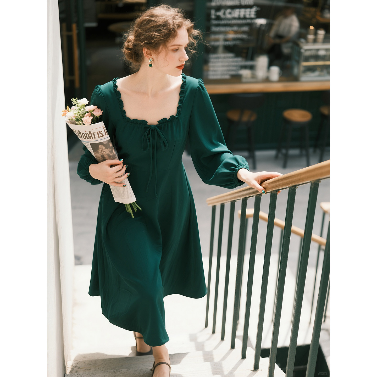 墨绿色方口木耳领长袖连衣裙女2026年春季新款收腰显瘦温柔风长裙,女装/女士精品,连衣裙,淘宝优惠券,粉丝福利购,淘宝优惠卷