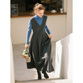 深灰色毛呢V领无袖 连衣裙女2026秋冬新款 收腰羊毛叠穿A字长裙子