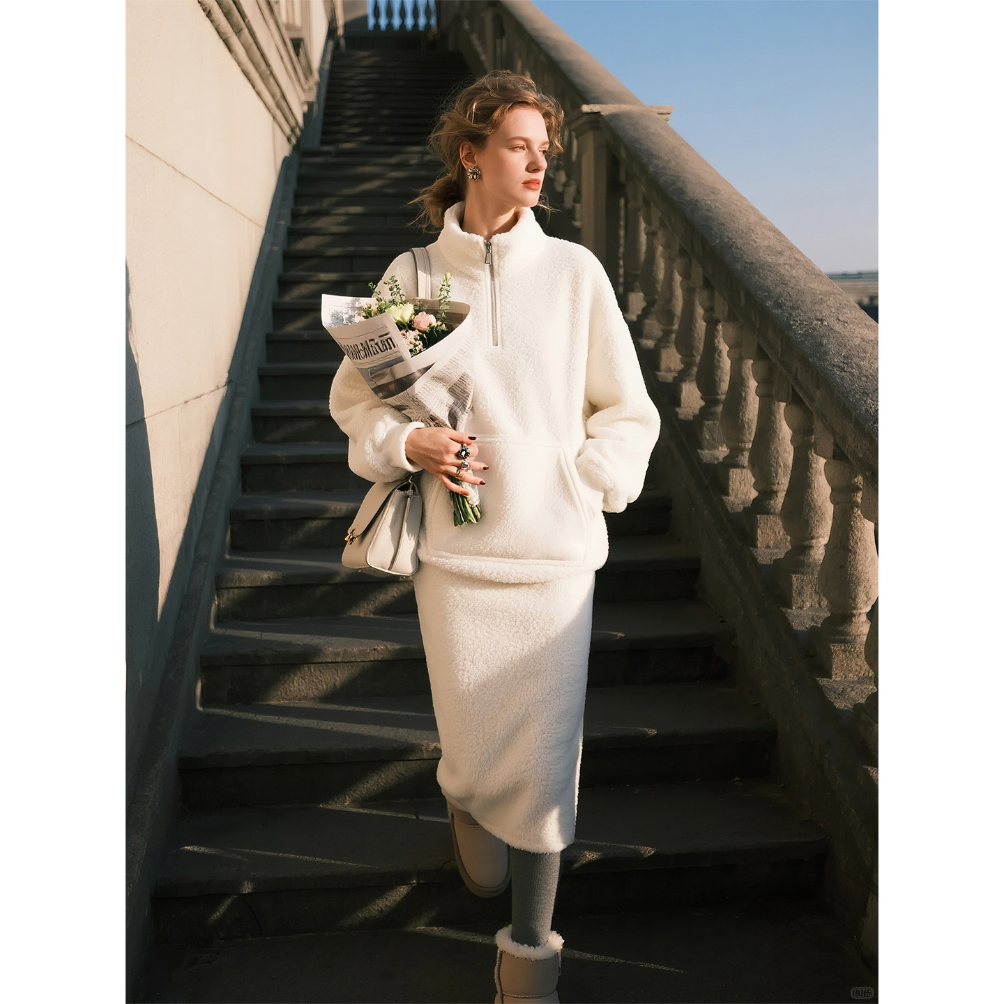 白色绒立领卫衣半身裙套装女2026年春季新款摇粒高级感气质两件套,女装/女士精品,时尚套装,淘宝优惠券,粉丝福利购,淘宝优惠卷