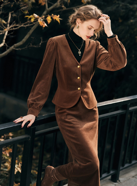 棕色V领灯芯绒衬衫半身裙两件套女2025年秋冬新款纯棉高级感套装