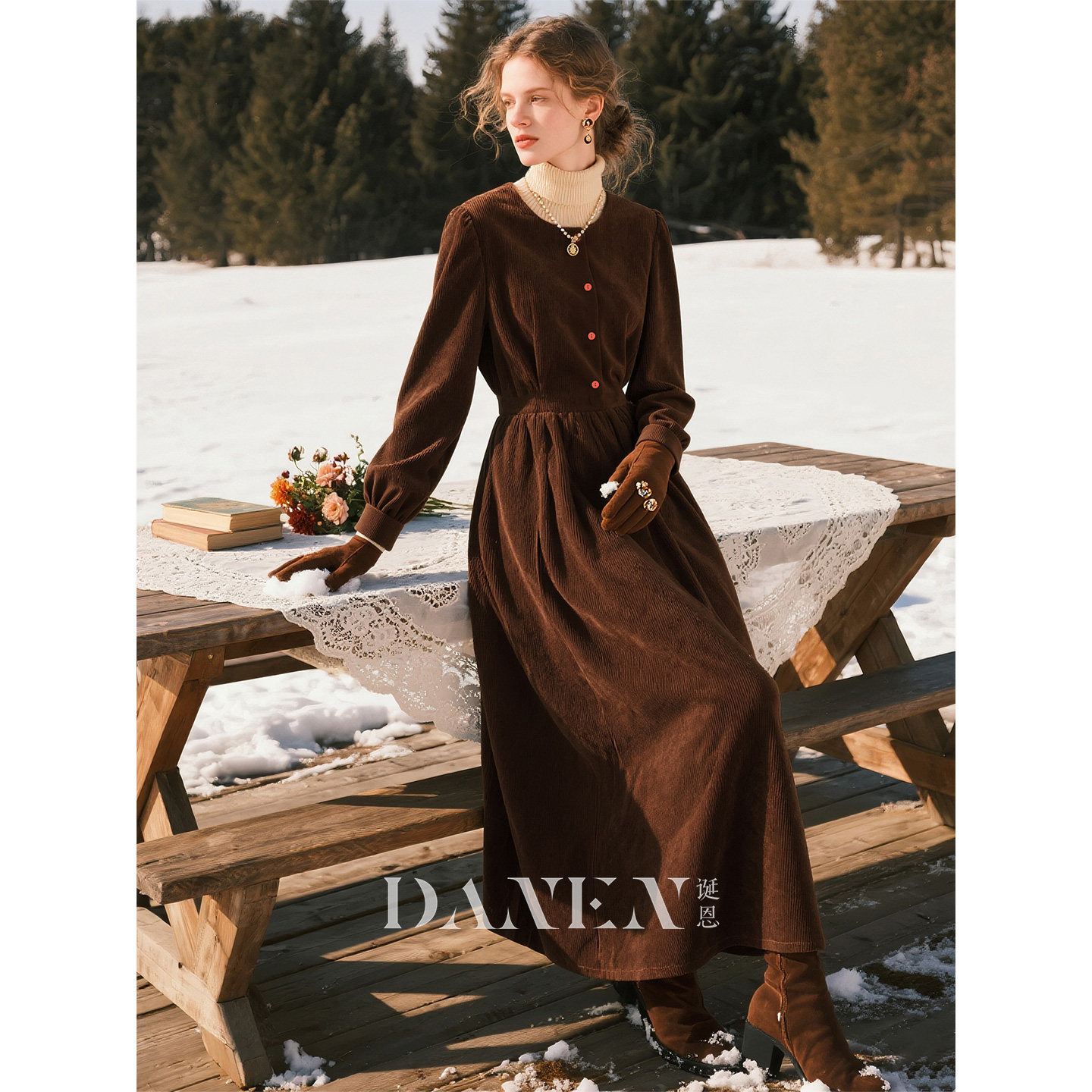 深棕色纯棉灯芯绒连衣裙女2025年
