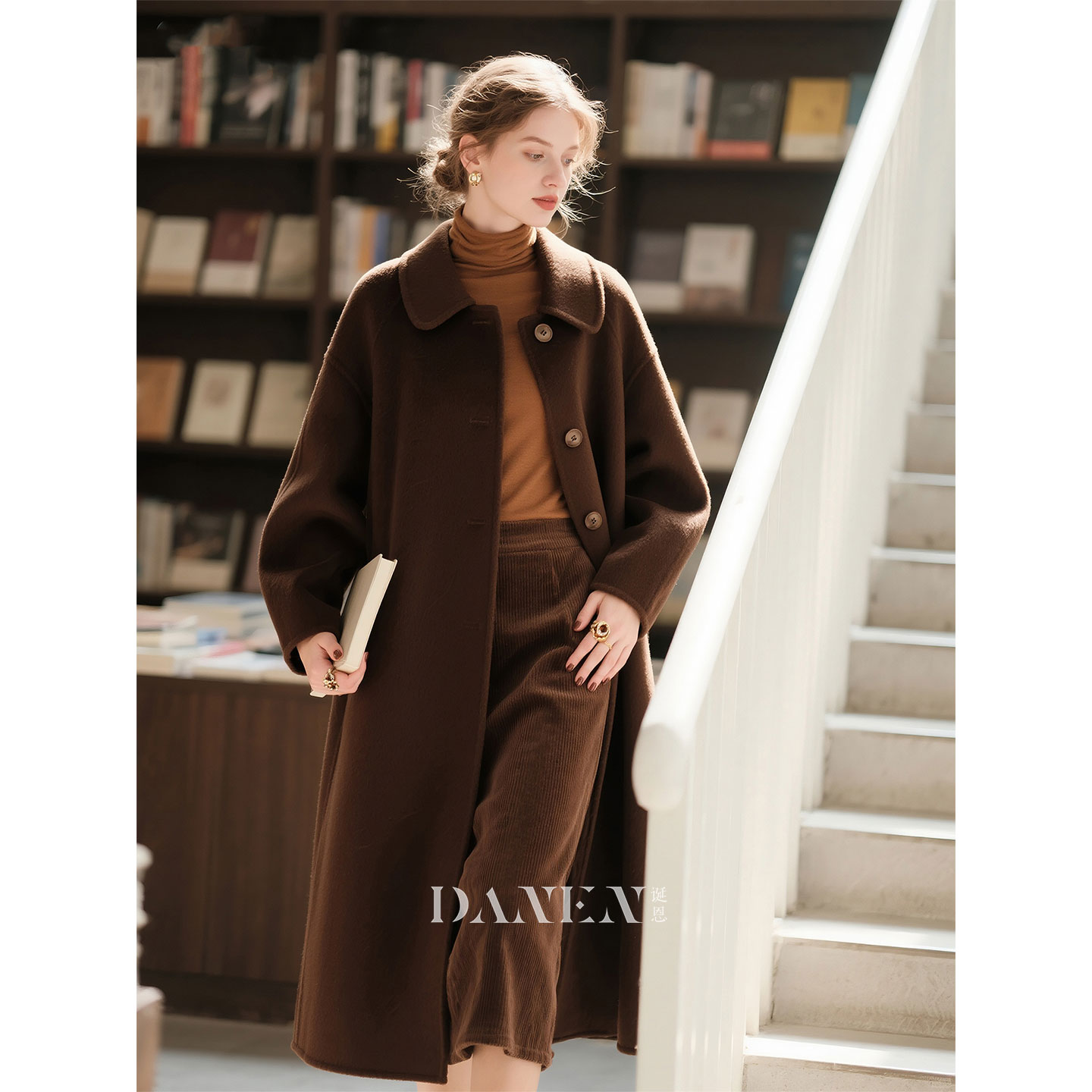 深棕色复古羊毛双面呢子外套女