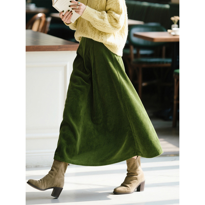 绿色灯芯绒半身裙女2025年秋冬