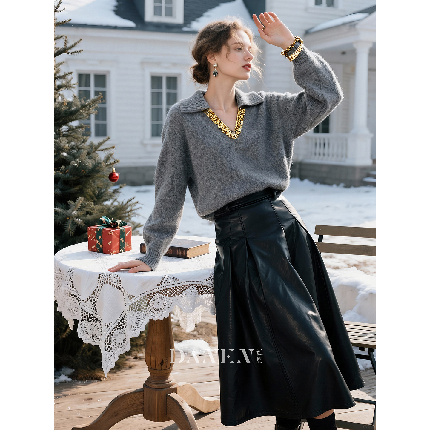 灰色polo领亮片针织衫女2025年