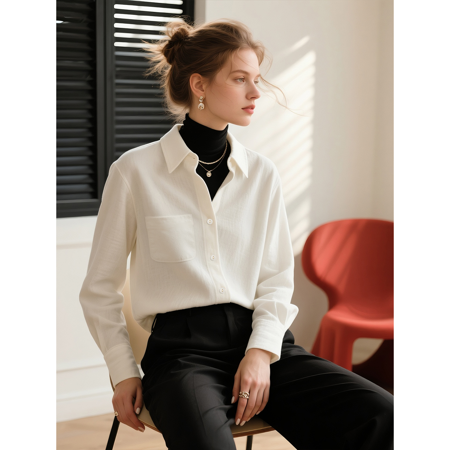 白色长袖磨毛衬衫女2025年秋冬新