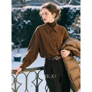 咖啡色磨毛衬衫女2025年秋冬新款加厚内搭叠穿灯芯绒衬衣长袖上衣