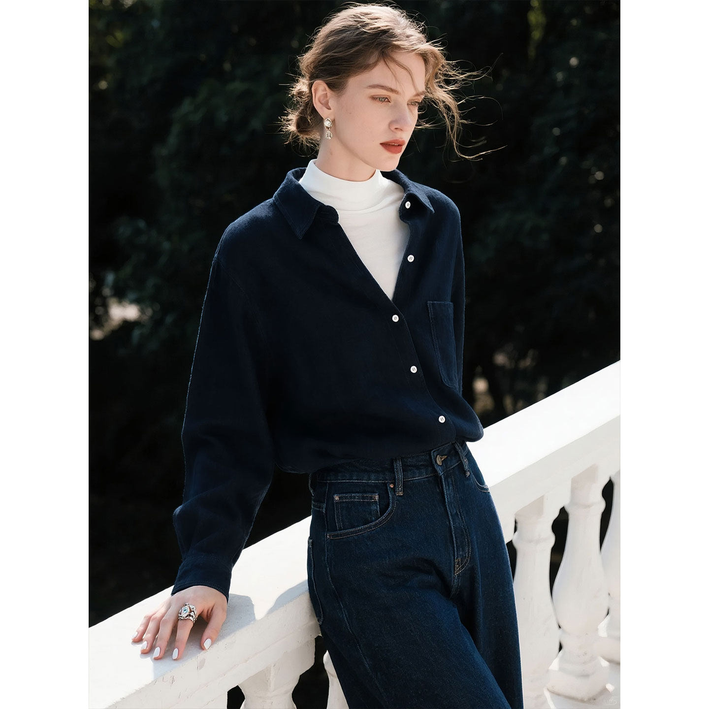 藏青色灯芯绒衬衫女2025年秋冬新