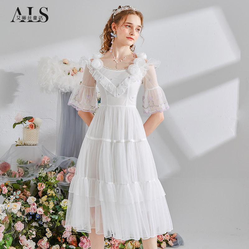 艾丽丝2026夏季新款甜美气质白色连衣裙手工花朵刺绣中长款仙女裙