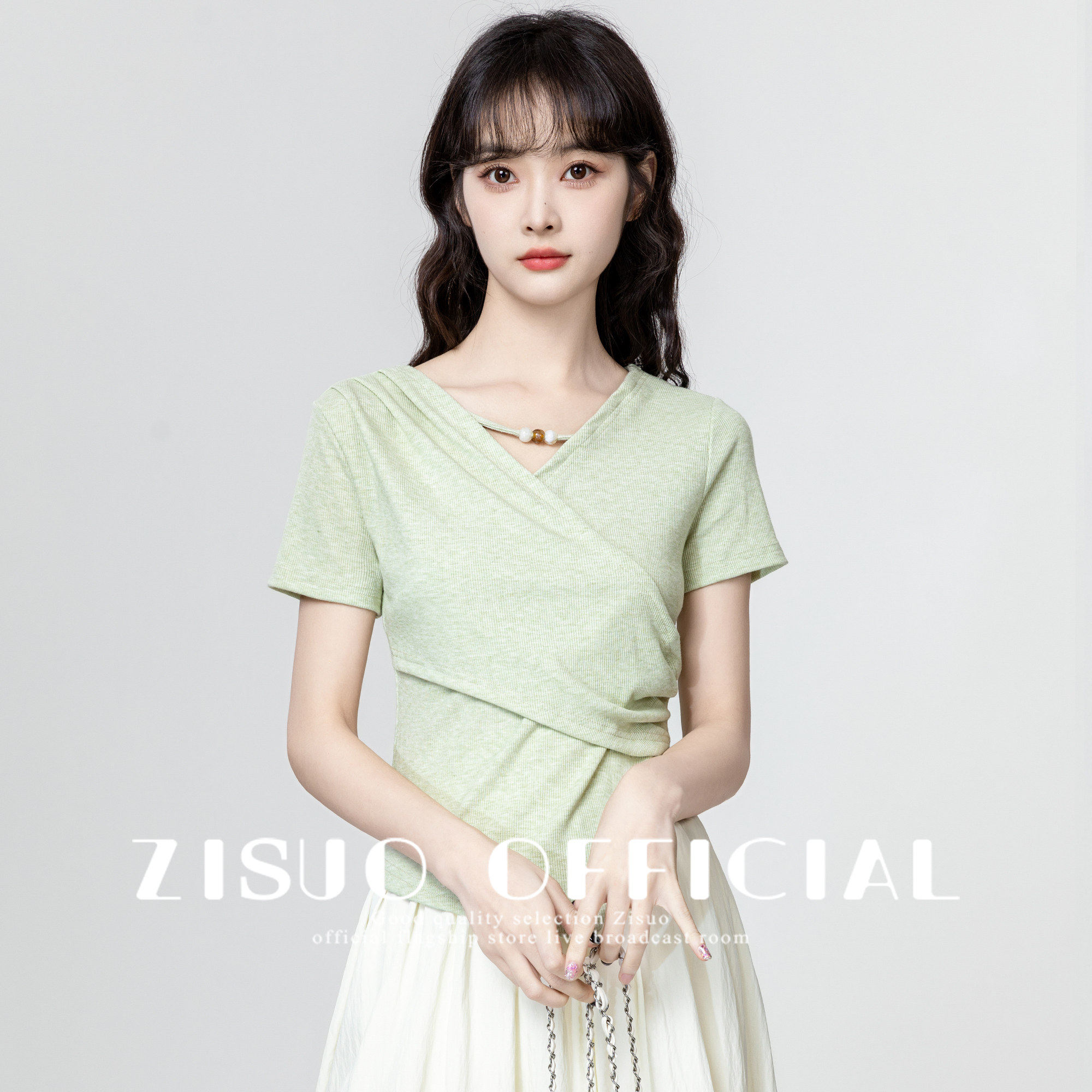绿色V领短袖T恤女夏季2026新款不规则交叉收腰显瘦正肩T恤短上衣