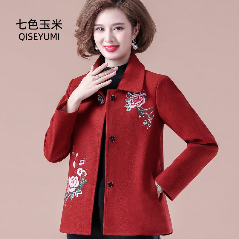 2023新款妈妈秋装洋气毛呢外套短款中老年女装衣服春秋呢子上衣50