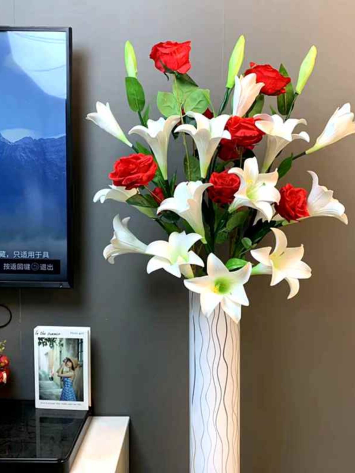 彷真百合郁金香绢花假花塑料花客厅落地电视柜摆设插花艺套装摆件
