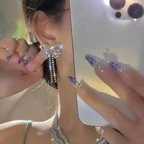 撤柜精致满分~轻奢闪钻流苏蝴蝶耳环女年新款潮高级感气质款耳坠