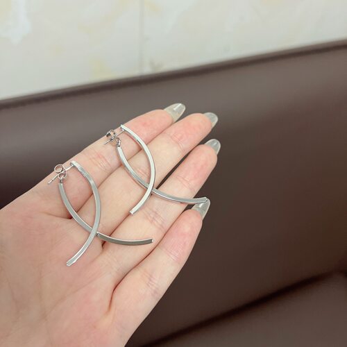 撤柜欧美简约几何交叉弧形耳钉一款两戴创意设计感耳环个性冷淡风