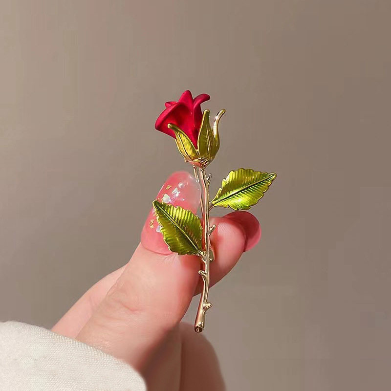 撤柜欧美复古玫瑰花胸针简约气质时尚优雅胸花衣饰防走光个性西装