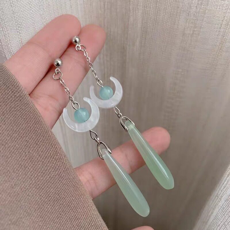撤柜复古月亮水滴流苏耳环女新中式气质高级感耳坠时尚百搭个性潮