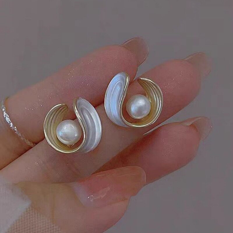 撤柜法式简约复古珍珠耳钉女星空流沙设计百搭耳环气质高级感耳饰