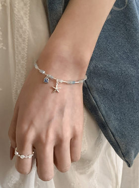撤柜韩版简约蓝色原石海星手链女小众设计温柔显白百搭时尚串珠手
