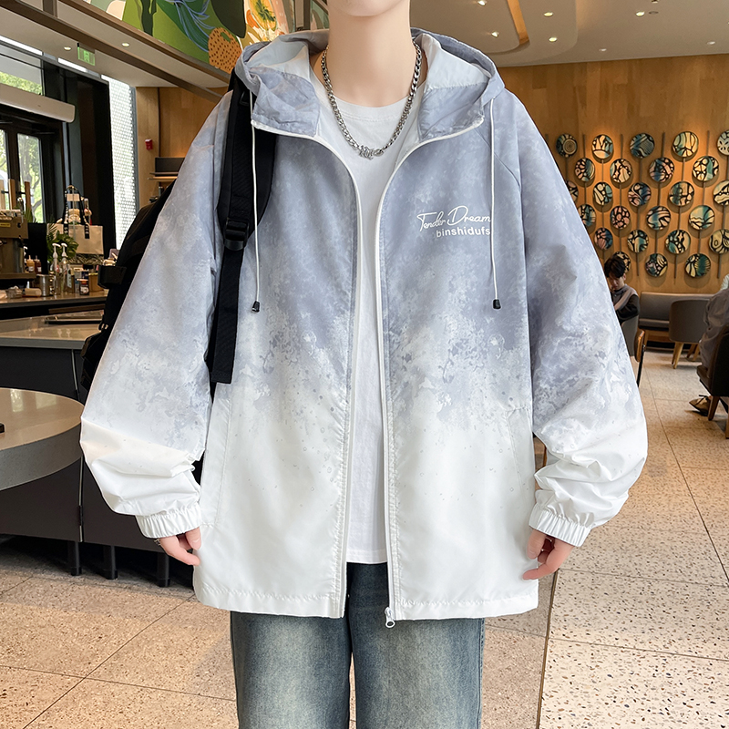 流行优选冰丝防晒服男生潮流连帽外套青少年初中生大童夏天轻薄透