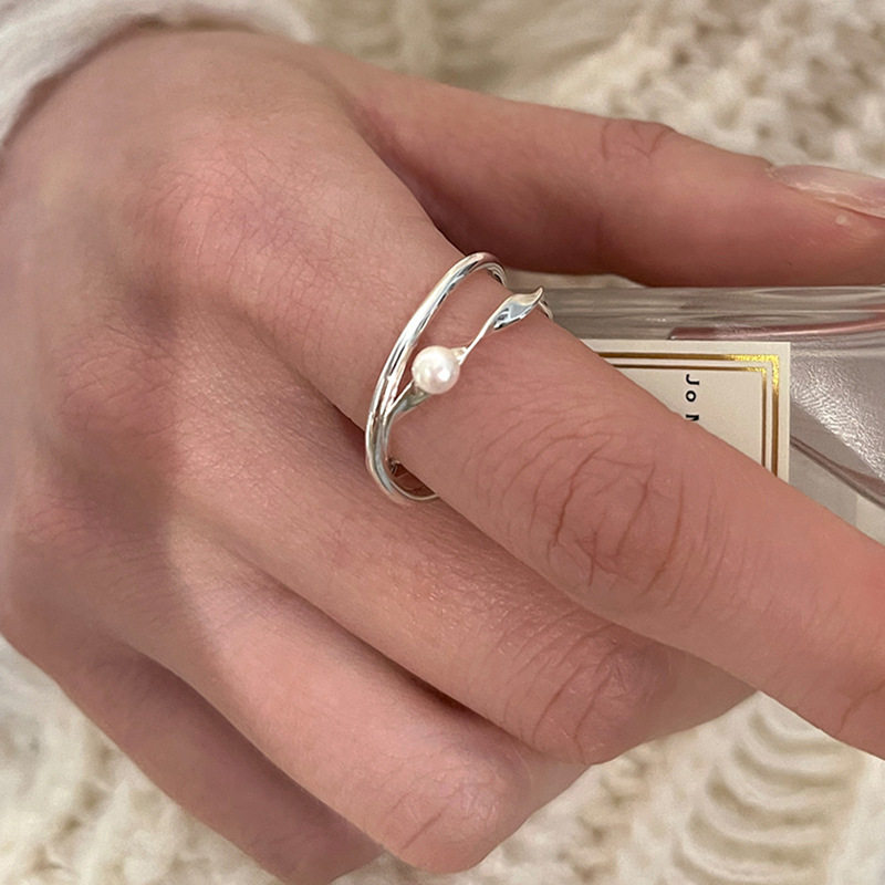 撤柜韩版小众设计交织线条环珍珠戒指女冷淡风时尚简约百搭款指环