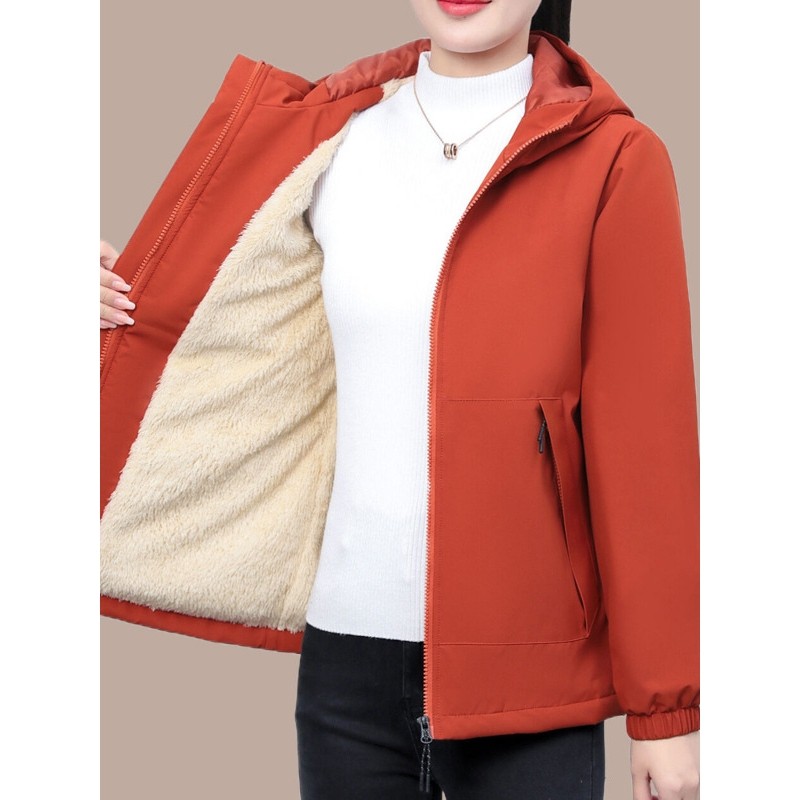 欧洲站加绒软壳冲锋衣外套女冬季新款大码宽松中老年妈妈休闲夹克