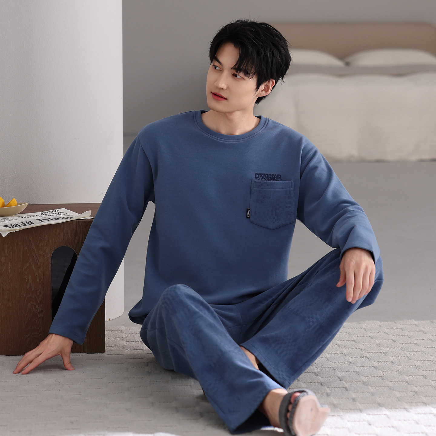 潮牌德绒男士睡衣长袖长裤款新款加厚保暖宽松加大码家居服套装