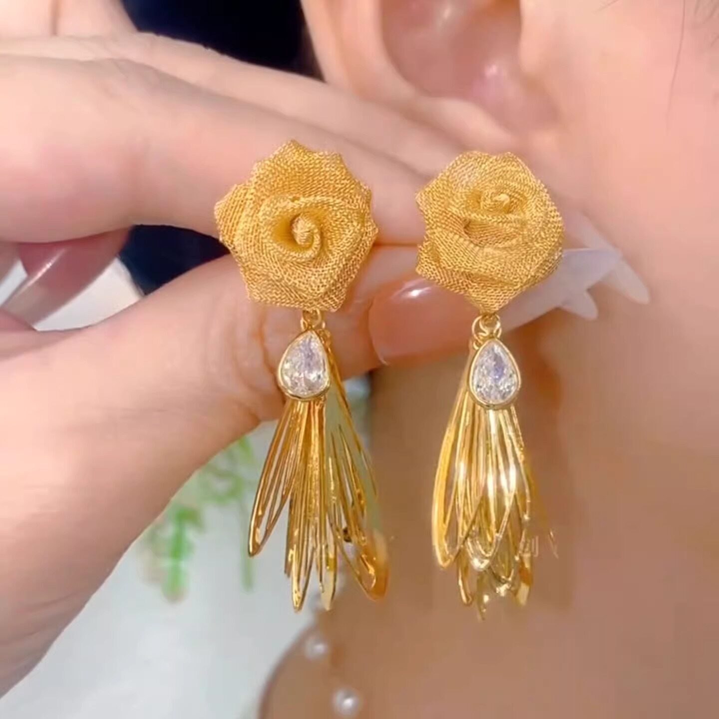 撤柜立体玫瑰花蜻蜓翅膀耳环日韩轻奢小众设计感花朵耳钉时尚气质
