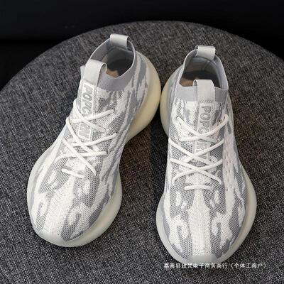 爆米花软底椰子男鞋2024新款夏季透气飞织网面减震跑步宽头运动鞋