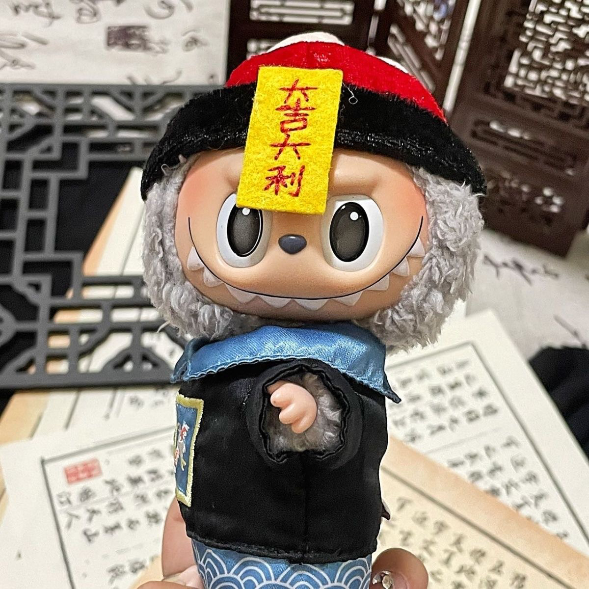 新款17cm拉布布娃衣可爱大吉大利僵尸服labubu衣服挂件套装