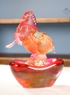 琉璃马上富贵彩色马年本命生肖马元宝聚宝盆客厅装饰彩色渐变摆件