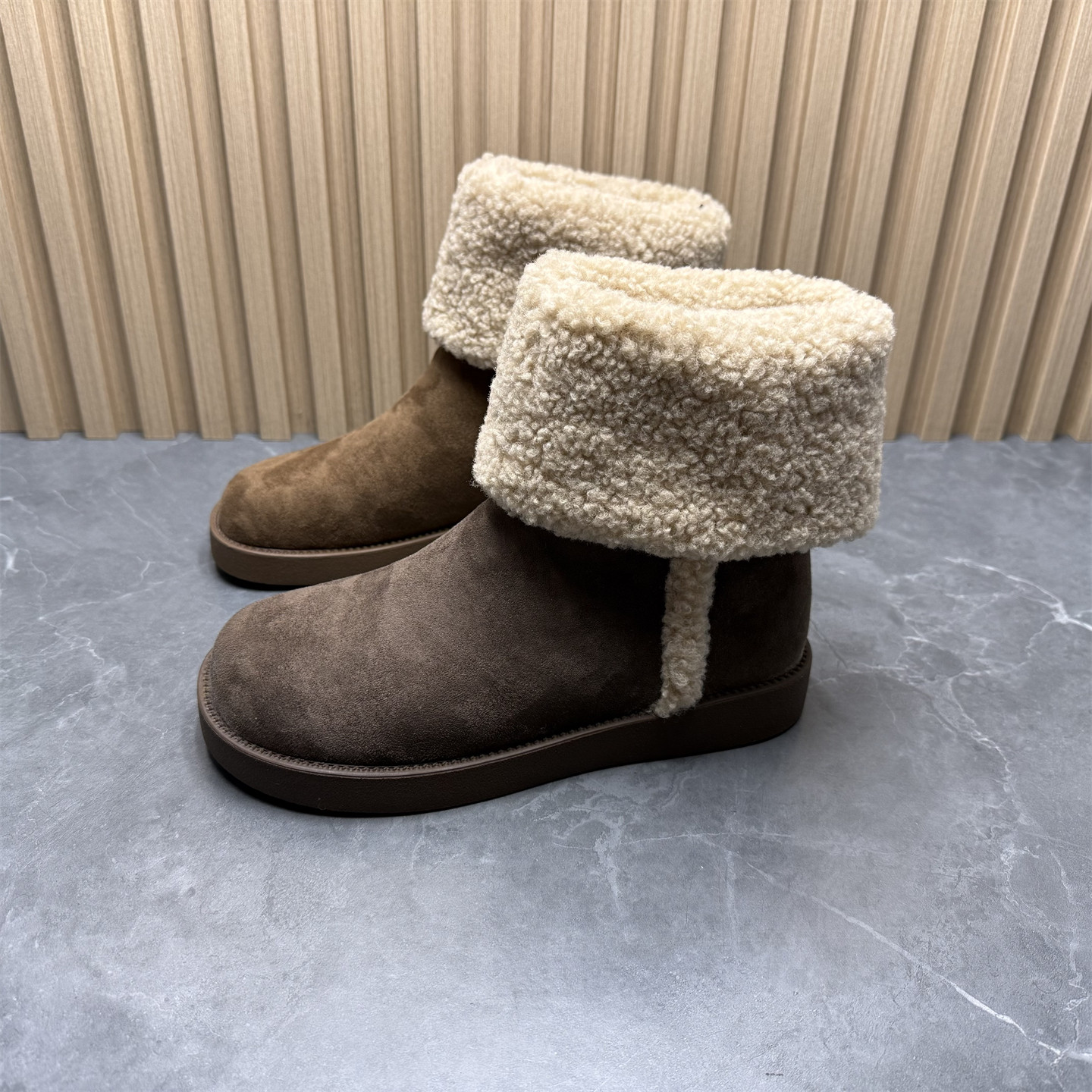 撤柜断码2025冬季新款翻边两穿雪地靴女加绒保暖毛毛靴棉靴马丁靴,女鞋,时尚雪地靴,淘宝优惠券,粉丝福利购,淘宝优惠卷