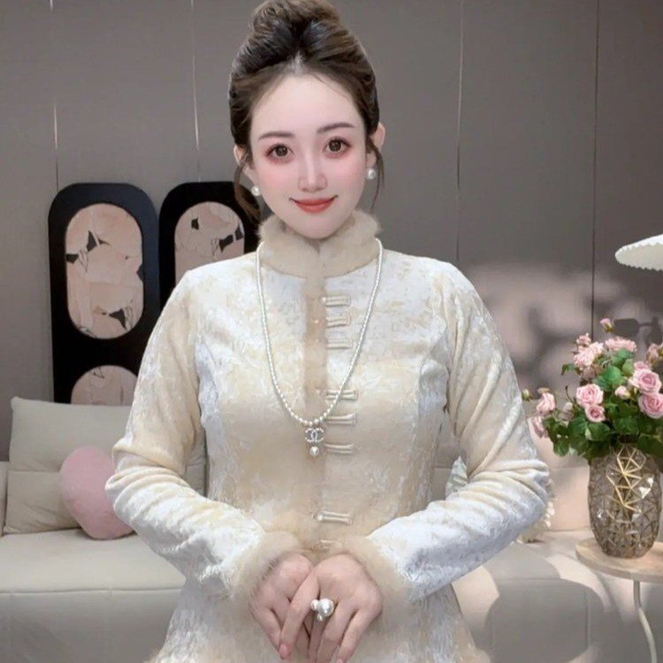 2025秋冬时尚气质提花保暖外套女士新中式国风毛边立领盘扣棉服潮