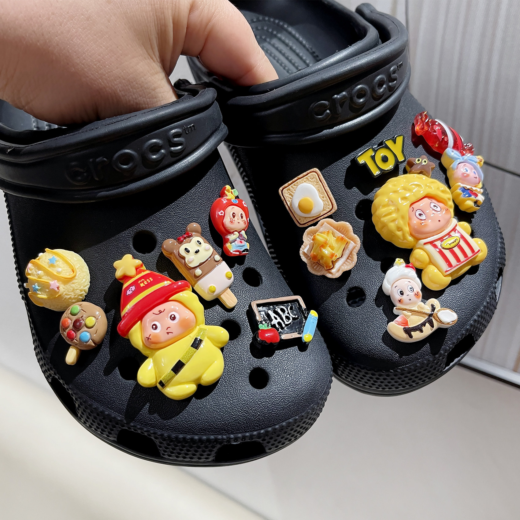 适配crocs卡通糖果星星人洞洞鞋配饰 儿童DIY洞洞鞋扣卡洛驰鞋花