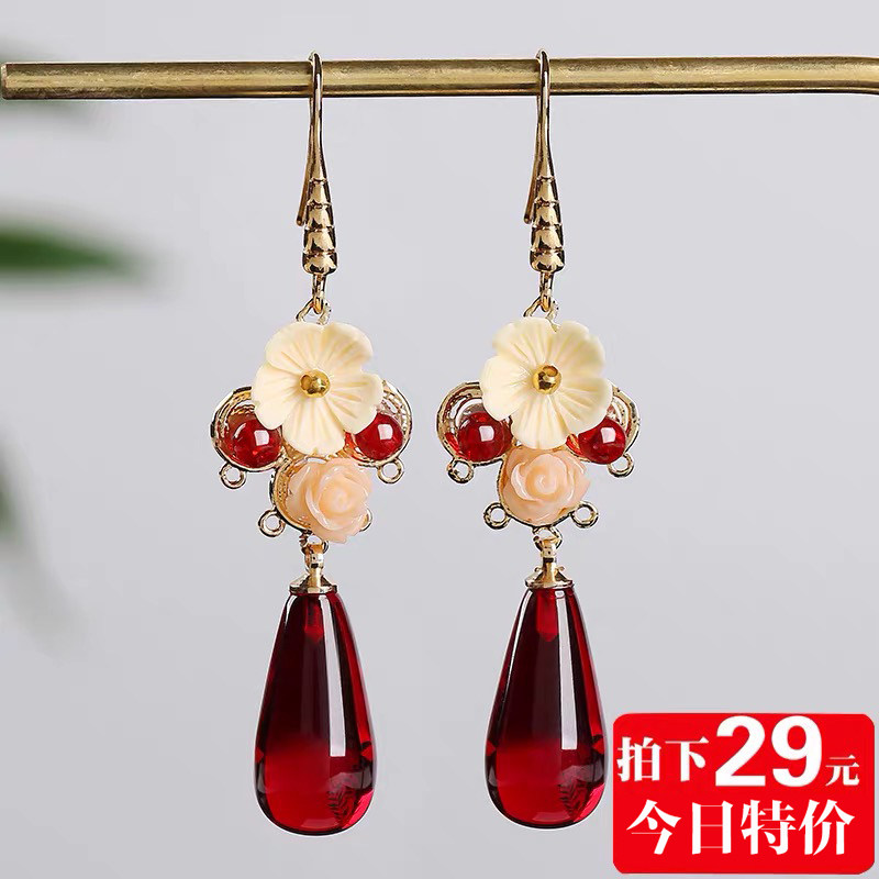 鸡油黄蜜蜡耳坠女款S925纯银血珀耳饰琥珀民族风复古蓝珀蜜蜡耳环|msdalam kategori barang kemas/berlian/Emerald/emas, amber asli (baru), anting-anting - dari Buy2taobao.com untuk memberikan perkhidmatan ejen Taobao profesional membeli